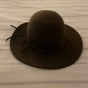 100% wool hat